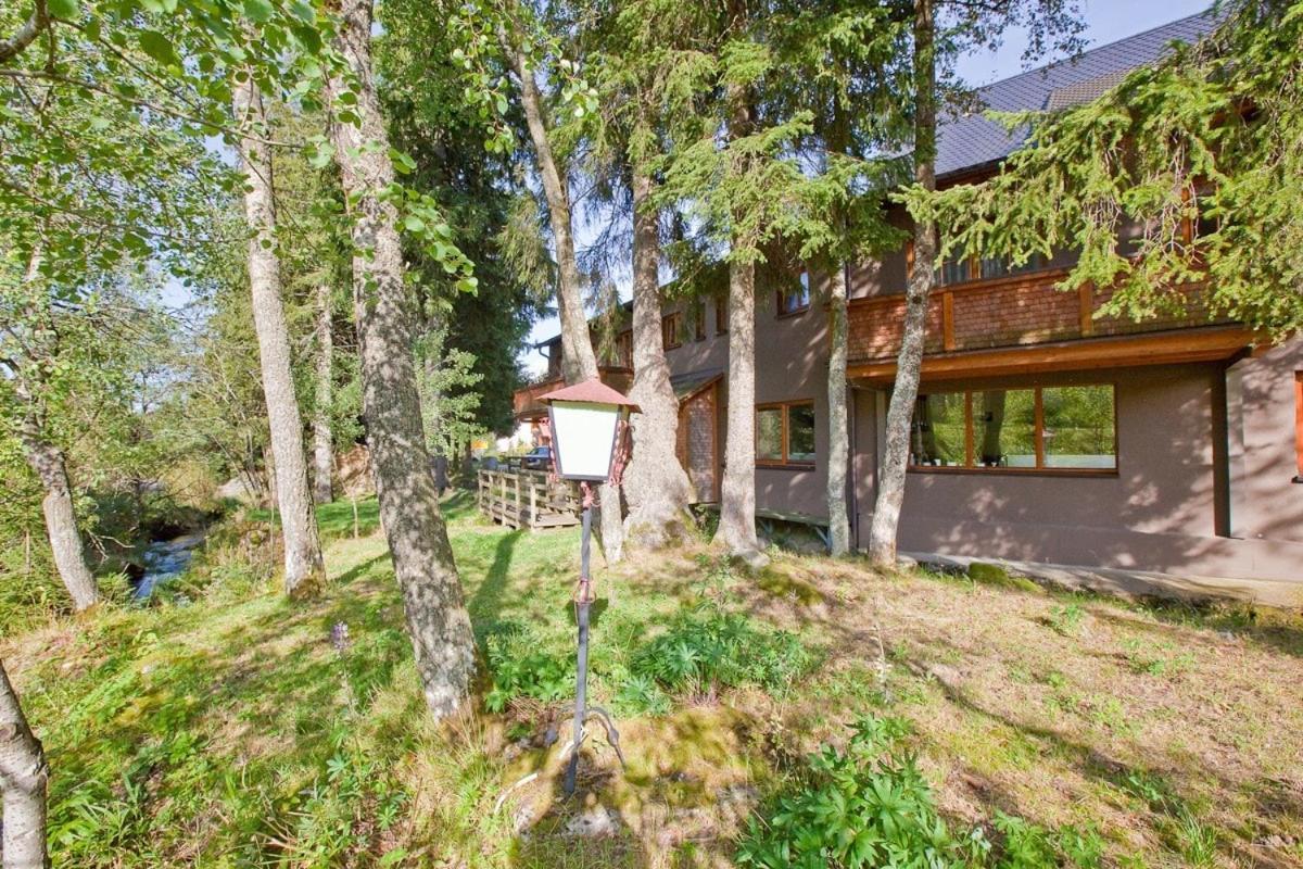 Schwarzwald Lodge Inselklause Schönwalde Zewnętrze zdjęcie